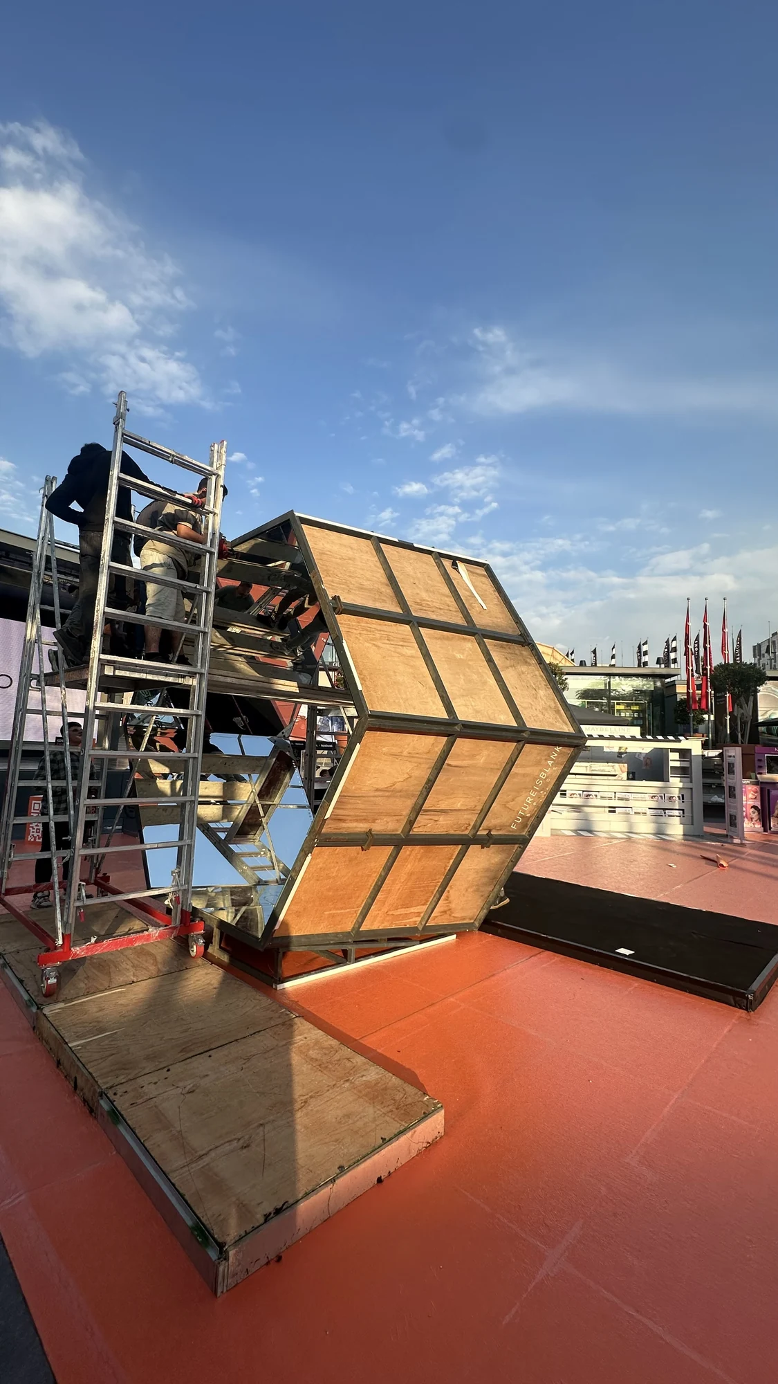 Wide side view of Space Giga and its angular platform at Wineurasia 2025
